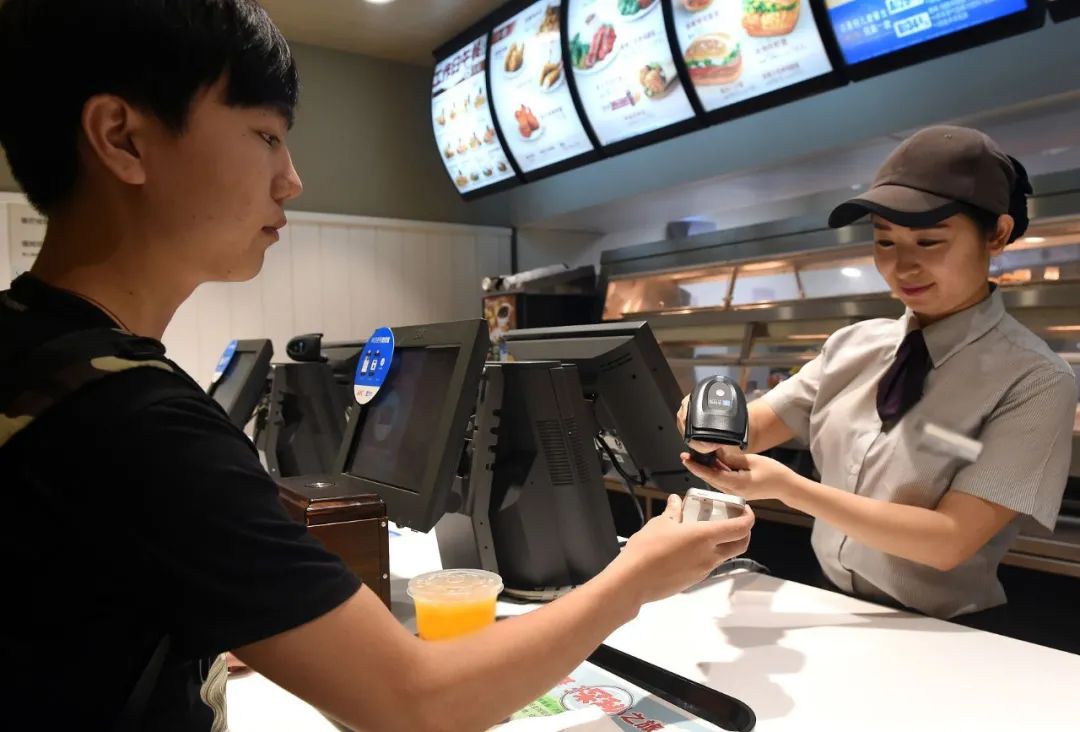 灼烁日报 | 王志诚：央行推出数字钱币试点，，，，，，，，然后呢？？？？？？？